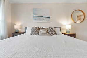 2 bedrooms, iron/ironing board, travel crib, free WiFi - Marsh-View Oasis: 2-Min Easy Walk to Beach,Covered Decks, Outdoor Shower (Oak Island)