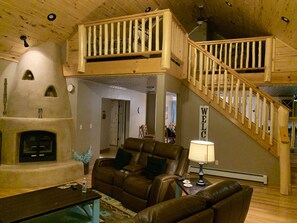 Smart TV, fireplace, DVD player, printers