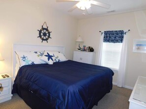 5 bedrooms, iron/ironing board, WiFi, bed sheets