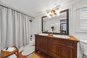 Shower, eco-friendly toiletries, hair dryer, towels