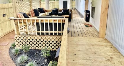 Lake Conroe 3BR Boat Ramp Access BBQ Sleeps 8