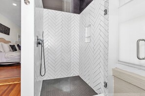 Combined shower/bathtub, towels, soap, toilet paper - Historic, Recently Renovated Home Near Savannah River & Downtown Augusta! (Augusta)