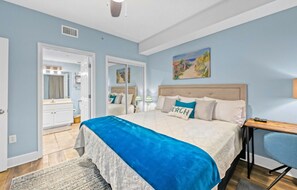 Desk, iron/ironing board, WiFi, bed sheets - Beach Front-Majestic Beach Resort 1413 (Panama City Beach)