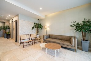 Reception - H.Avenue (Geoje)