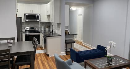 Remodeled Spacious Apartment in Perfect Location