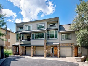Exterior - Luxury Vail Getaway | Coldstream 7 at Cascade Village | 3BR Townhome, Pool & Hot (Vail)