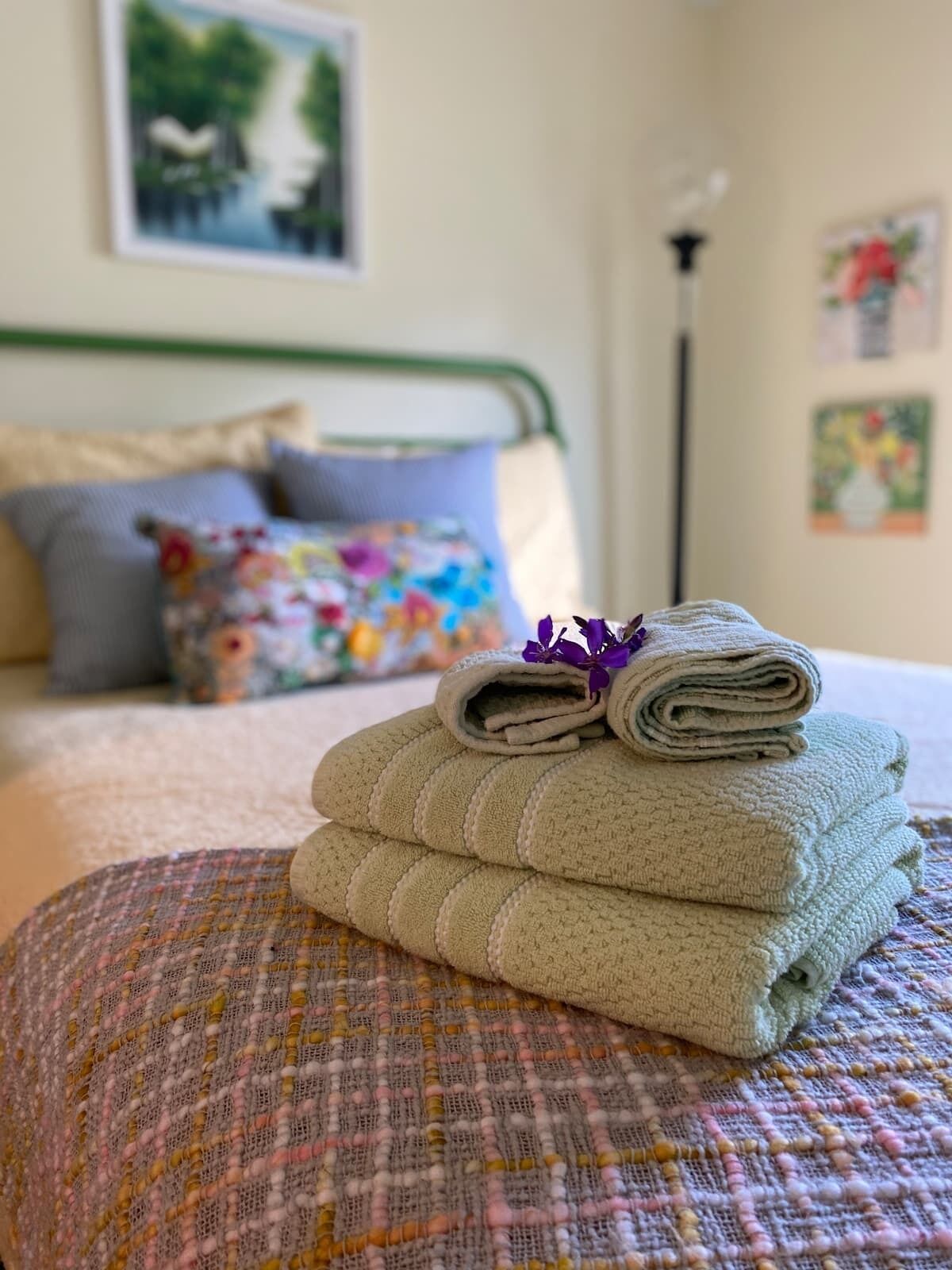 2 bedrooms, desk, iron/ironing board, free WiFi