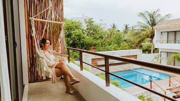 Phòng 4 Deluxe, 2 giường đôi, phòng tắm riêng | Hiên