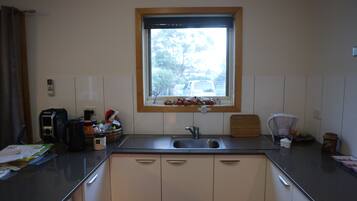 Fridge, microwave, oven, coffee/tea maker