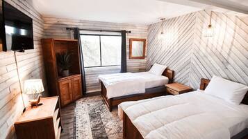 5 chambres, bureau, fer et planche à repasser, lit parapluie