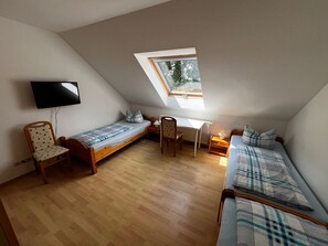 2 bedrooms, WiFi, bed sheets - Vacation apartment 2 - Wiedemann Heiko (Dargen)