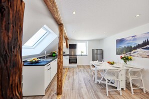 Fridge, microwave, oven, stovetop - Wonderful vacation apartment - without a car to Europa-Park (Ringsheim)