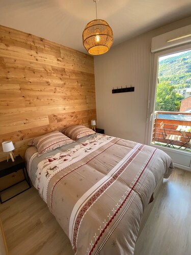 Cosy apartment with mountain views