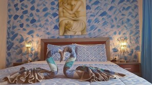 Pleasure Exclusive | Décoration personnalisée, fer et planche à repasser, Wi-Fi gratuit