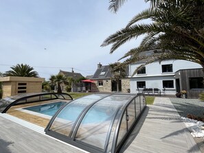 Piscine extérieure, piscine chauffée