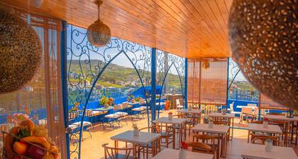 VANCII HOTEL