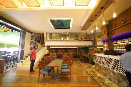 Restaurant. City Point Executive