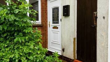 Apartment, 1 Queen Bed with Sofa bed | Exterior