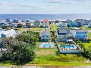 Exterior - 0cean Queen Z / 220 W Dolphin Drive - Coastal Vacation Resorts (Oak Island)