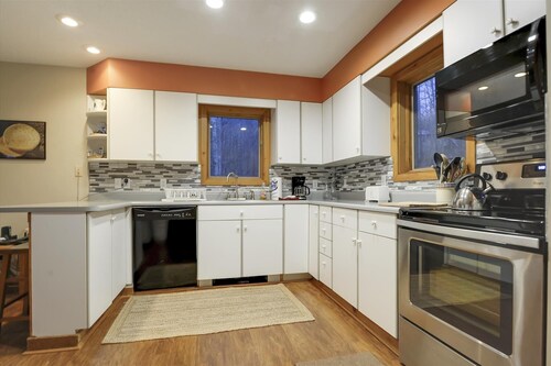 Zeeplace: 3  BR, 2  BA House in Canaan Valley, Sleeps 6