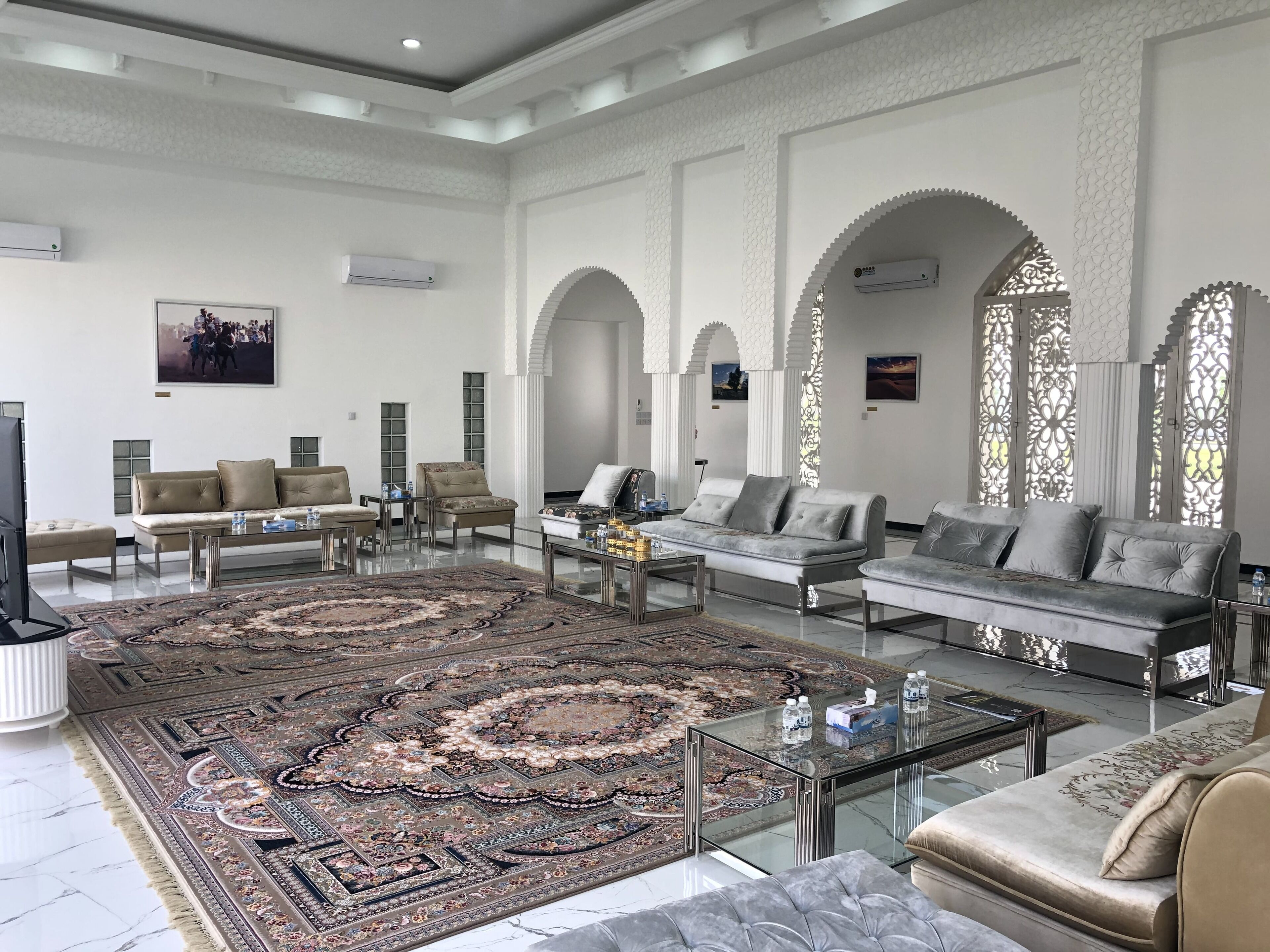 Royal Villa | Living area | LED TV, toys