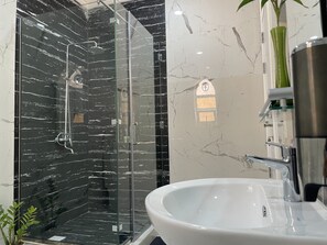 Bathroom - Jawharat Bidiah Resort (Bidiya)