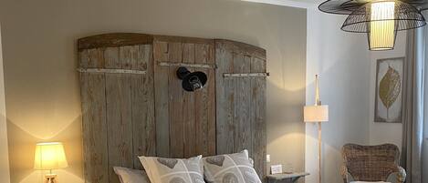 1 chambre, fer et planche à repasser, Wi-Fi gratuit, draps fournis