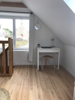 Interior - The house of mamie chapelle 200 meters from the beaches (Plounéour-Brignogan-plages)