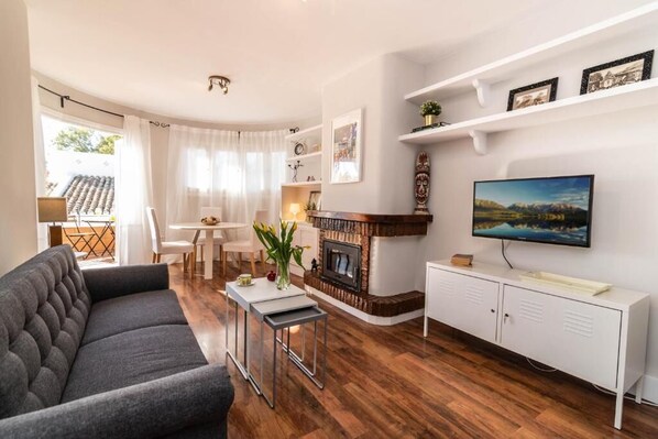 TV connectée, cheminée