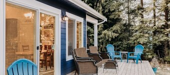 47mf - Wifi - Fireplace - Sleeps 6 3 Bedroom Home by Redawning