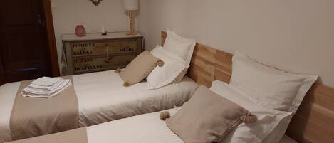 2 habitaciones, escritorio y insonorización