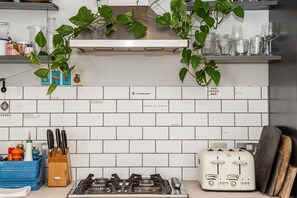 Fridge, microwave, dishwasher, toaster