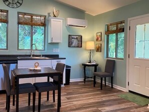 Dining - Private, Quite and Comfortable (Burleson)