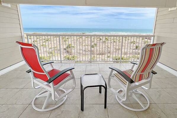 Property grounds - Come and put your feet in the sand! Luxurious 3BR/3BA oceanfront condo. (Wrightsville Beach)
