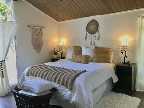 4 habitaciones, escritorio, tabla de planchar con plancha y wifi gratis 