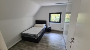 6 habitaciones, wifi y ropa de cama 