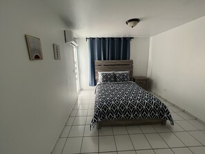 3 多间卧室、WiFi、床单