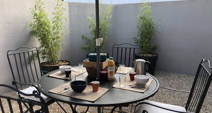 Charming house between land and sea