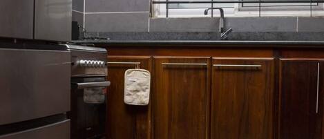 Microwave, coffee/tea maker