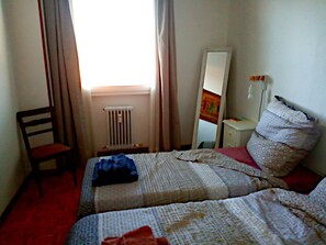 2 Schlafzimmer, Bügeleisen/Bügelbrett, Internetzugang, Bettwäsche