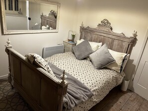4 Schlafzimmer, Bügeleisen/Bügelbrett, Reisekinderbett, kostenloses WLAN