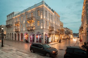 Exterior - SYROS SOUL (Syros)