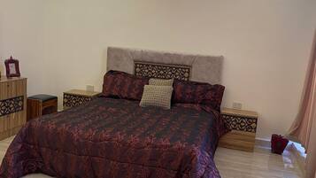 3 bedrooms, desk, free WiFi