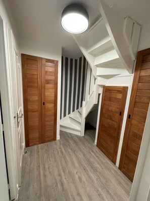 Interior - Superb duplex at the foot of the slopes, shops, cliff parking (Morzine)