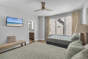 4 habitaciones, tabla de planchar con plancha, cuna de viaje y wifi 