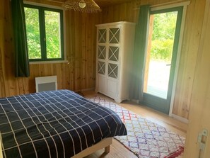 8 makuuhuonetta, silitysrauta/-lauta, Wi-Fi, pääsy pyörätuolilla