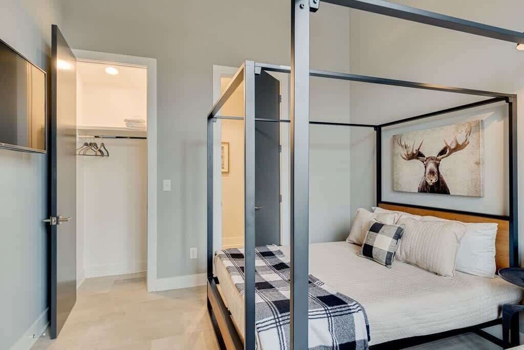 4 bedrooms, iron/ironing board, travel crib, WiFi