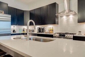 Fridge, microwave, oven, dishwasher