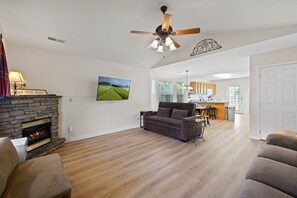 TV connectée, cheminée