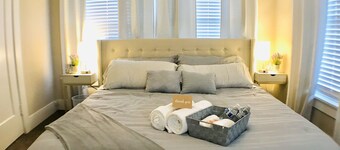 King Bed/Sleeps 4/Furnished Private APT/In-Unit Washer Dryer/Smart HDTV